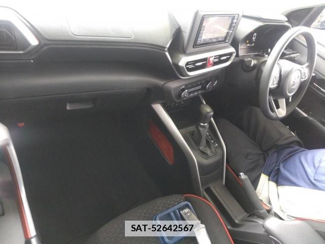 Toyota RAIZE 2022-04 7933880-2