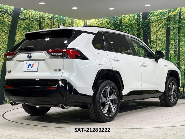 Toyota RAV4 PHV 2021-08 7937174-16