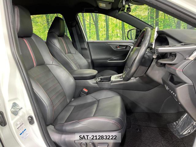 Toyota RAV4 PHV 2021-08 7937174-7