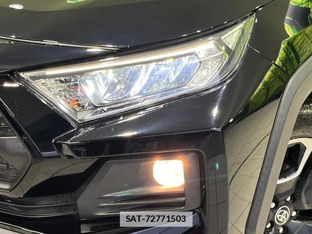 Toyota RAV4 2021-04 7934194-11