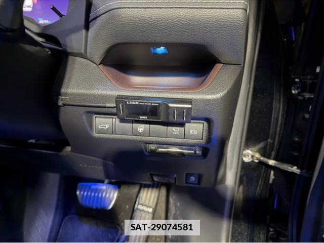 Toyota RAV4 2020-10 7935336-12