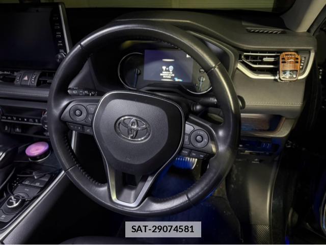 Toyota RAV4 2020-10 7935336-13