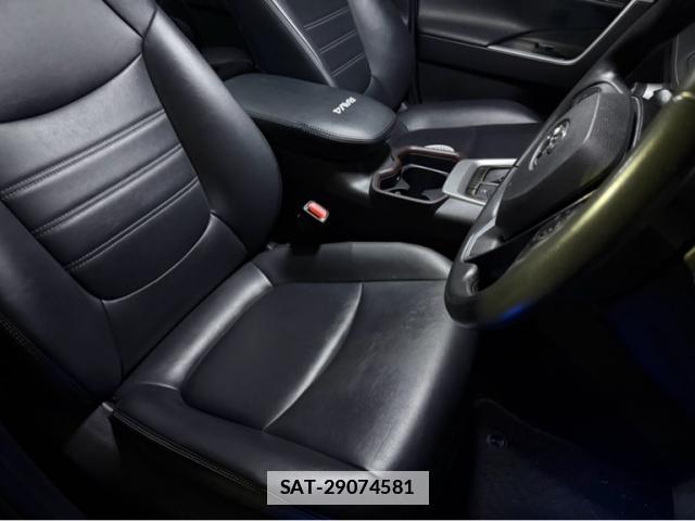 Toyota RAV4 2020-10 7935336-3