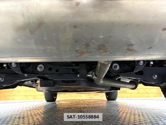 Toyota RAV4 2023-10 7935587-18