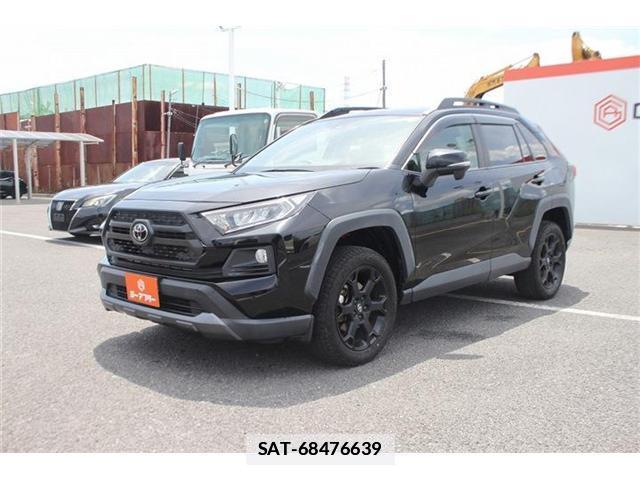 Toyota RAV4 2021-07 7935826-11