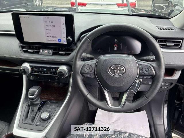 Toyota RAV4 2024-06 7936473-2