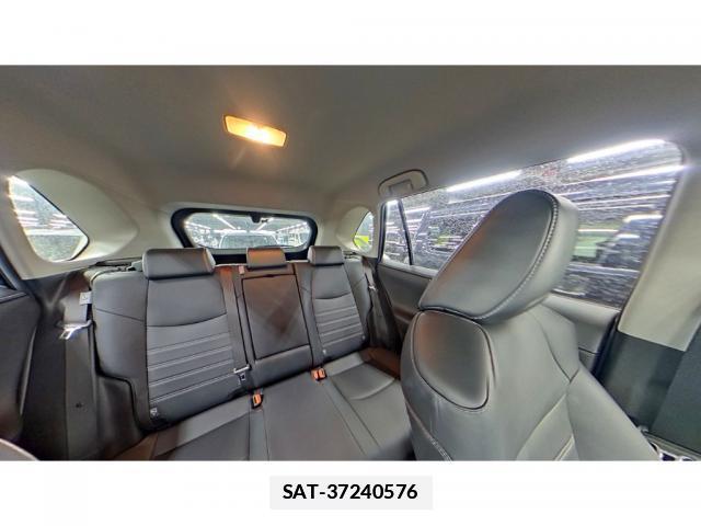 Toyota RAV4 2019-07 7936617-6