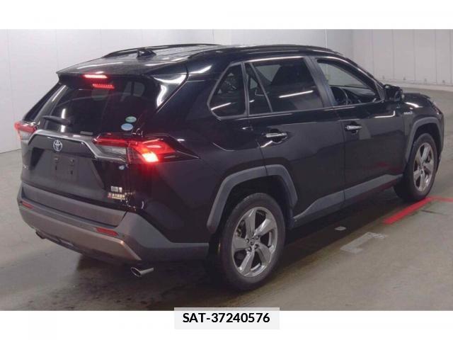 Toyota RAV4 2019-07 7936617-8