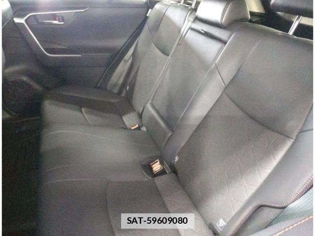 Toyota RAV4 2021-07 7936628-6