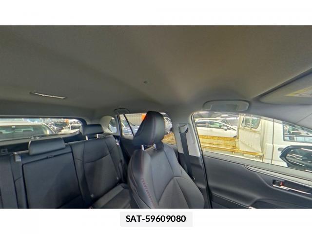 Toyota RAV4 2021-07 7936628-7