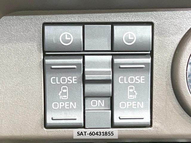 Toyota ROOMY 2025-03 7935379-4