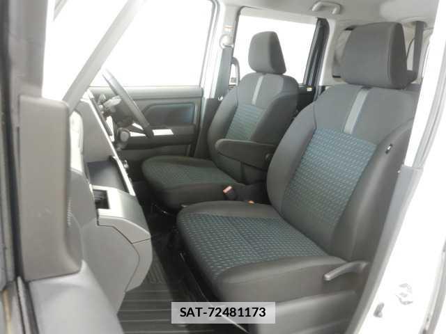 Toyota ROOMY 2024-09 7936035-16