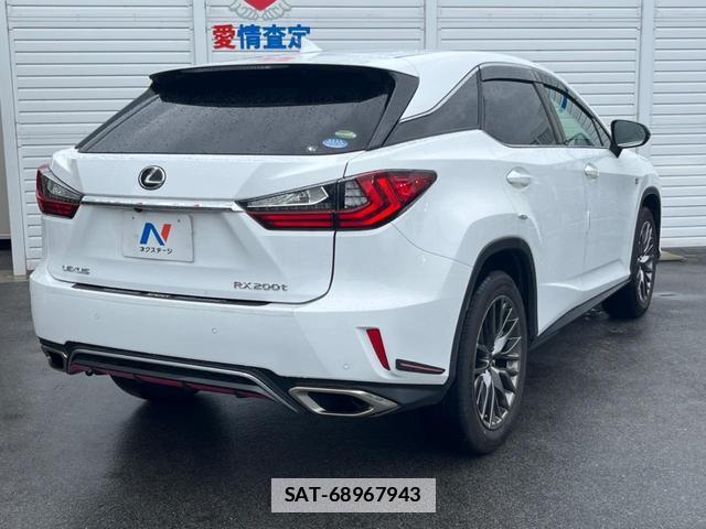Lexus RX 2016-11 7935306-16