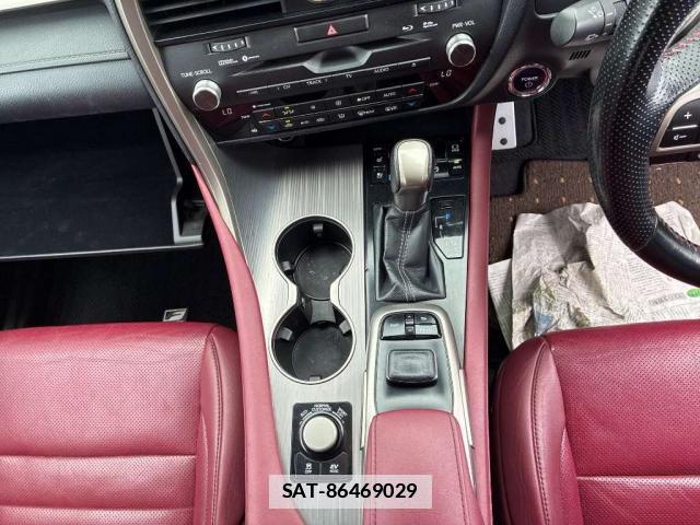 Lexus RX 2017-07 7935729-9
