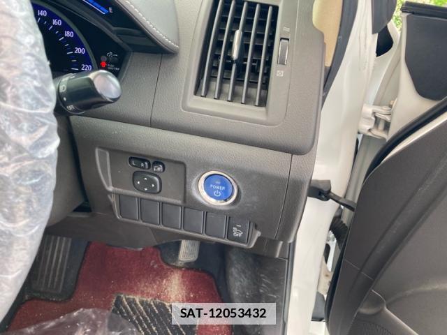 Toyota SAI 2014-02 7935632-6