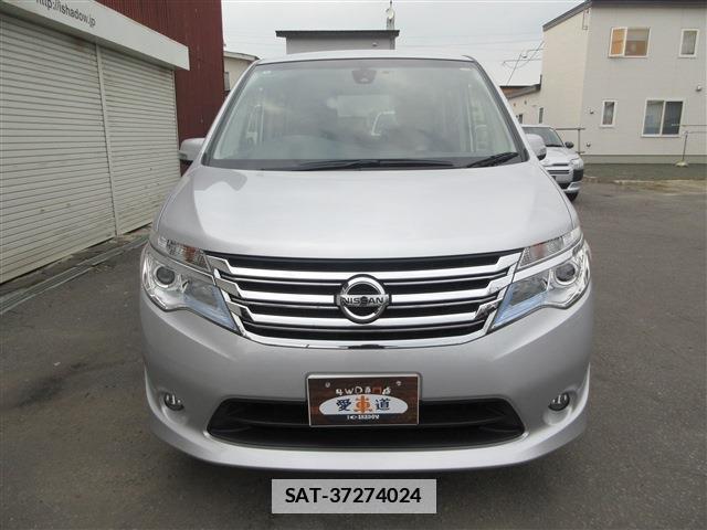 Nissan SERENA 2015-09 7935278-1