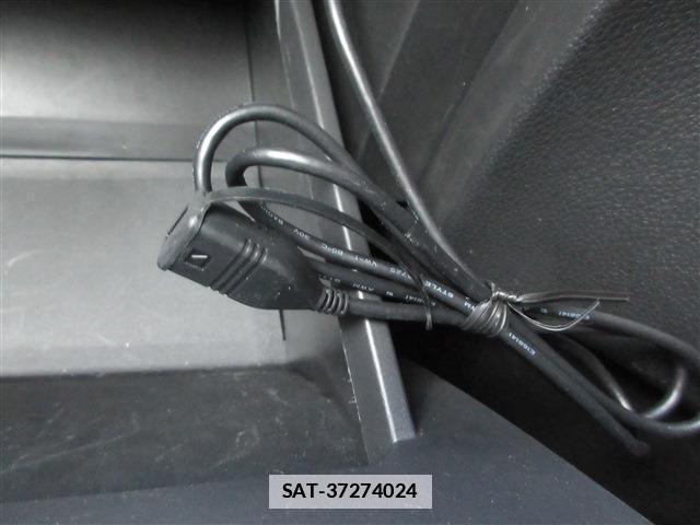 Nissan SERENA 2015-09 7935278-14