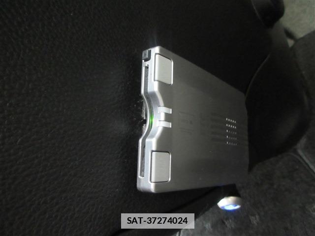 Nissan SERENA 2015-09 7935278-18