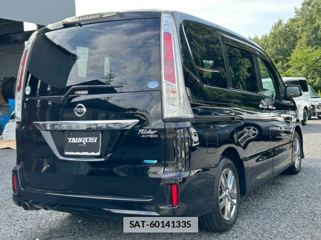 Nissan SERENA 2011-09 7935607-1