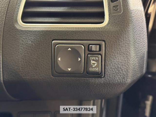 Nissan SERENA 2013-11 7936313-11