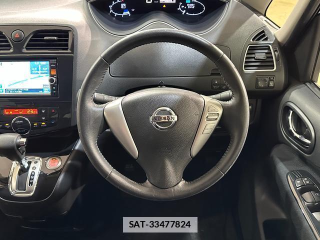 Nissan SERENA 2013-11 7936313-7