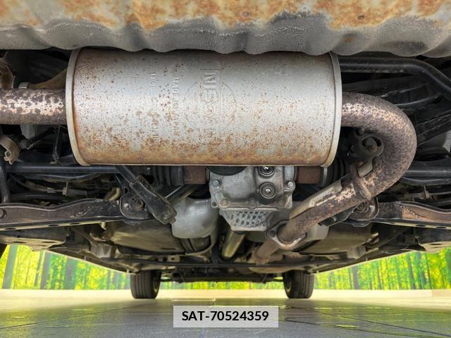 Nissan SERENA 2013-10 7936757-18