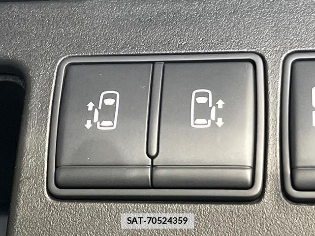 Nissan SERENA 2013-10 7936757-4