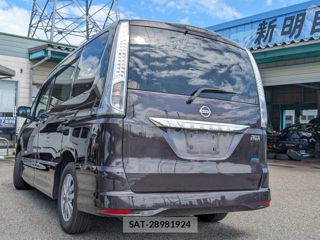 Nissan SERENA 2013-05 7936997-1