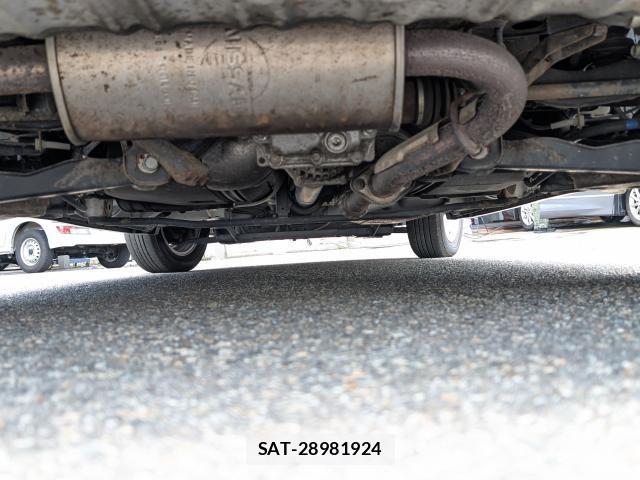 Nissan SERENA 2013-05 7936997-18