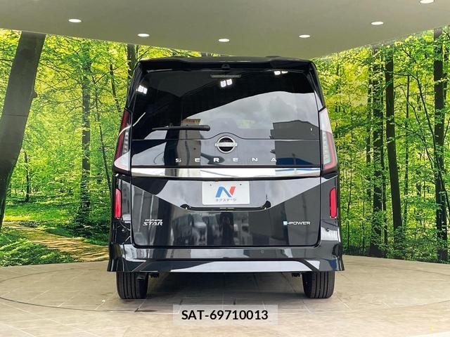 Nissan SERENA 2023-04 7937050-15