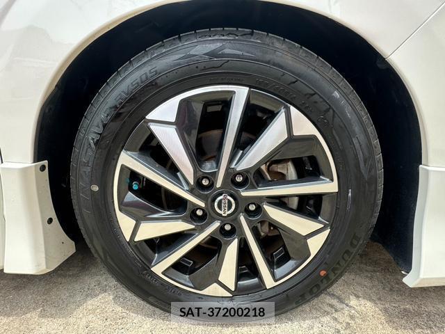 Nissan SERENA 2022-01 7937134-19