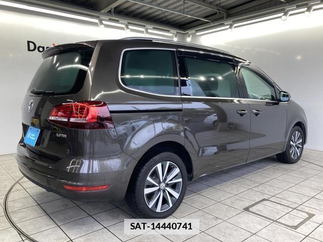 VolksWagen SHARAN 2021-05 7936118-15