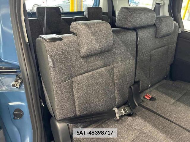 Toyota SIENTA 2025-02 7933874-7