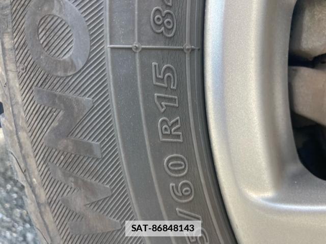 Toyota SIENTA 2015-09 7934600-8