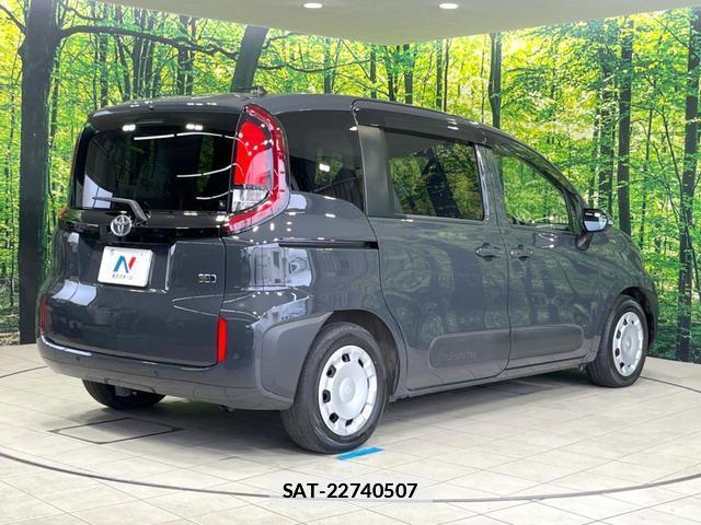 Toyota SIENTA 2023-02 7935240-17