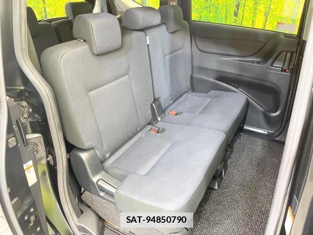 Toyota SIENTA 2017-01 7935381-7