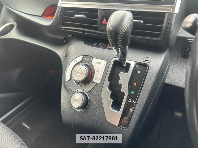Toyota SIENTA 2021-06 7935794-10