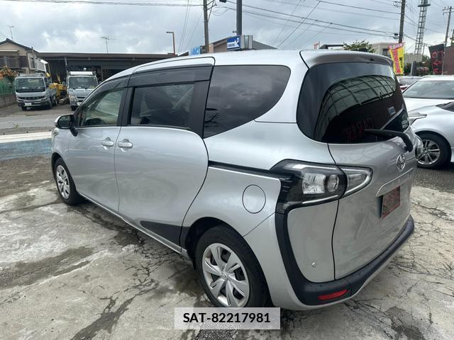Toyota SIENTA 2021-06 7935794-18