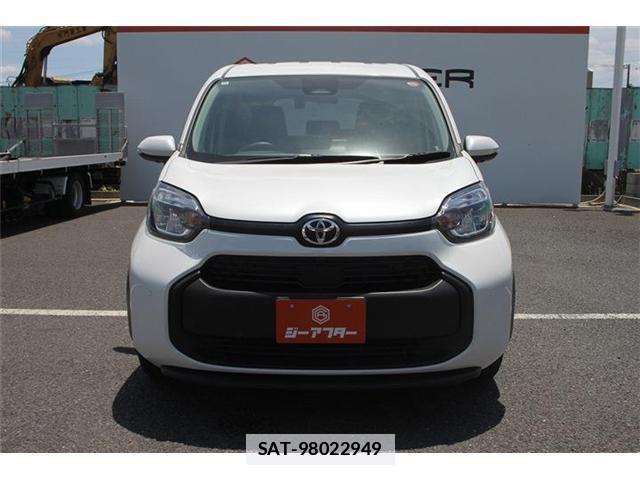 Toyota SIENTA 2024-10 7935823-7