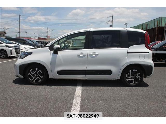 Toyota SIENTA 2024-10 7935823-9