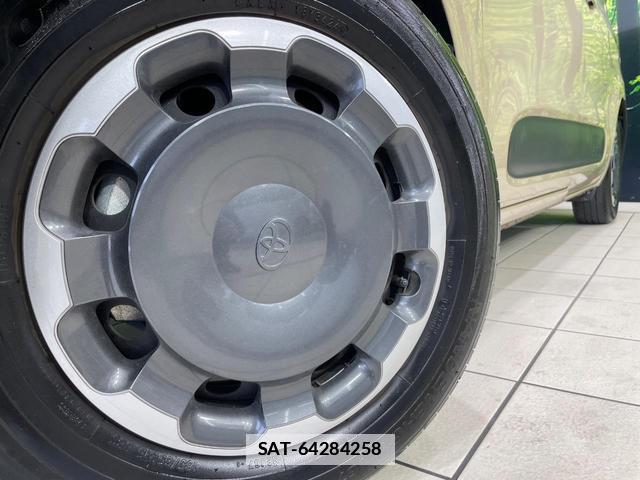 Toyota SIENTA 2024-10 7935944-12