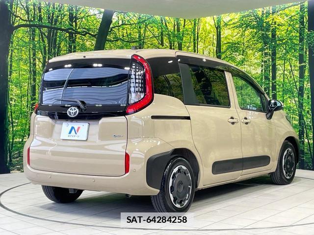 Toyota SIENTA 2024-10 7935944-16
