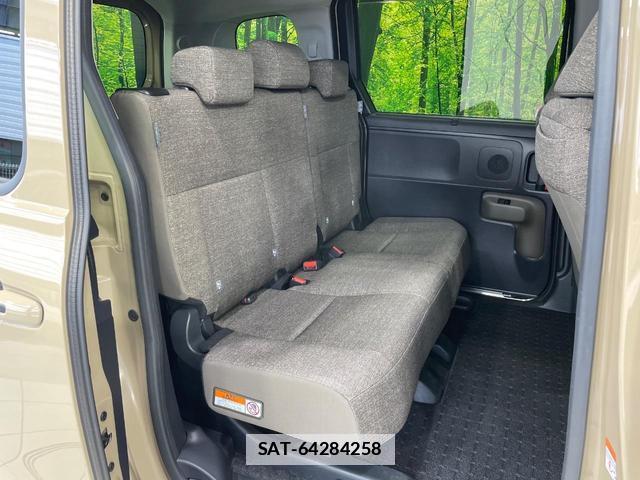 Toyota SIENTA 2024-10 7935944-8