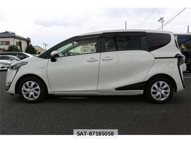 Toyota SIENTA 2016-11 7936685-9