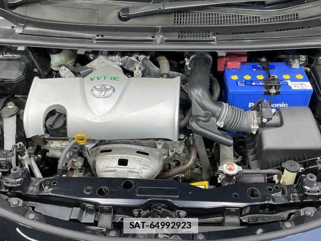 Toyota SIENTA 2017-08 7937048-17