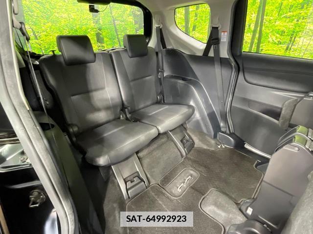 Toyota SIENTA 2017-08 7937048-9