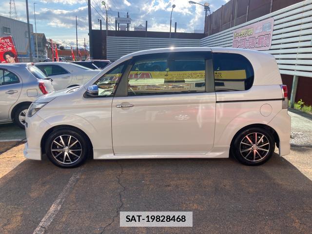 Toyota SPADE 2016-05 7935261-13