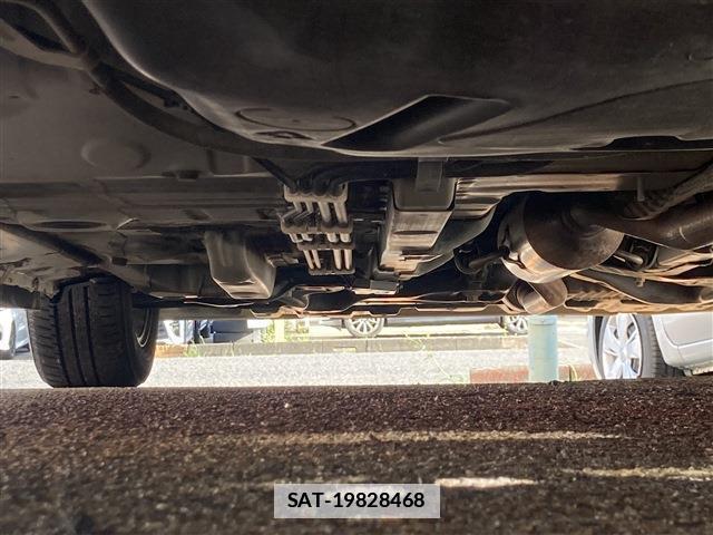 Toyota SPADE 2016-05 7935261-18