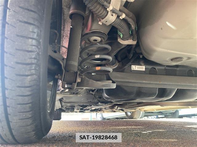 Toyota SPADE 2016-05 7935261-19