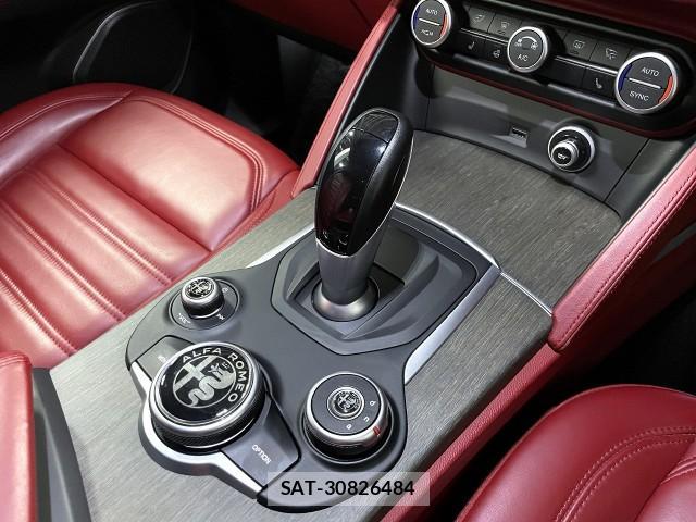 ALFA ROMEO STELVIO 2018-07 7937513-15
